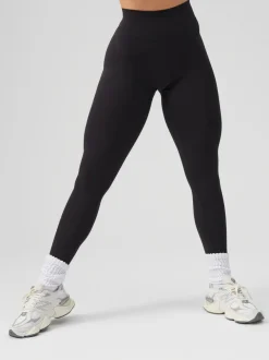 Aggressive Scrunch Legging