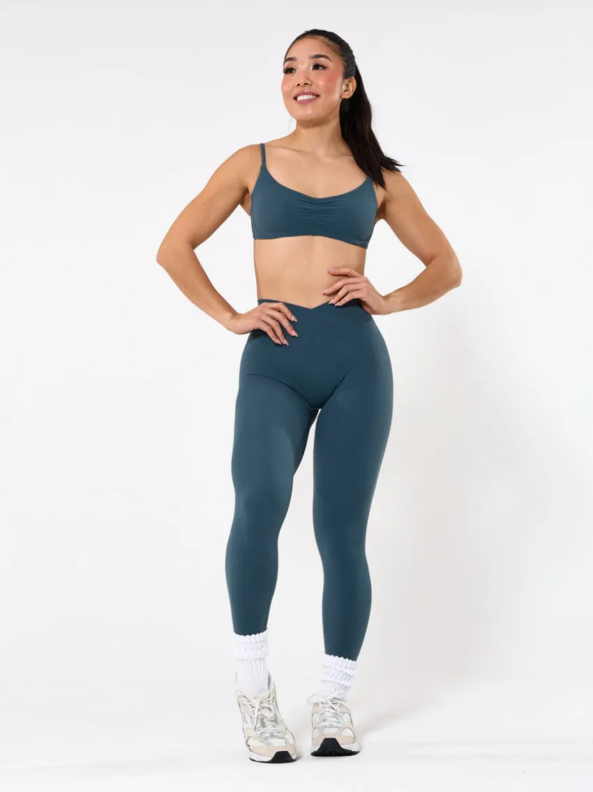 Candid Cross Waist Legging