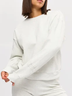 Cloud Crew Pullover