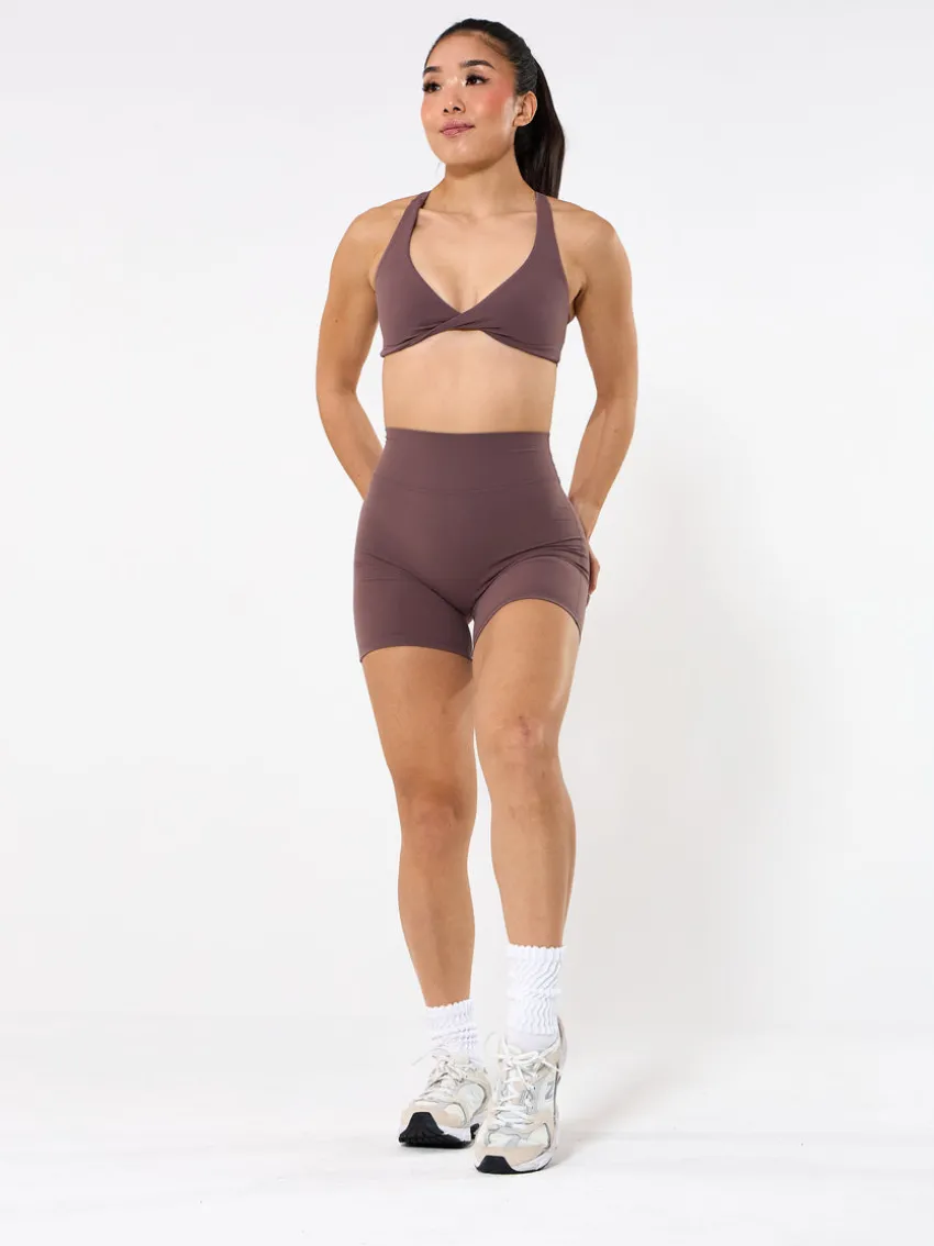 Legacy Short 6"