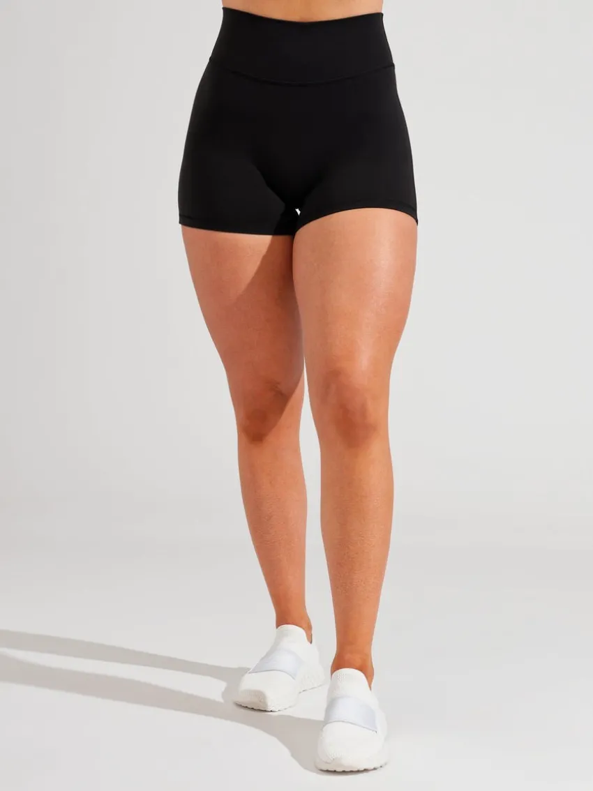 Legacy Short 4"