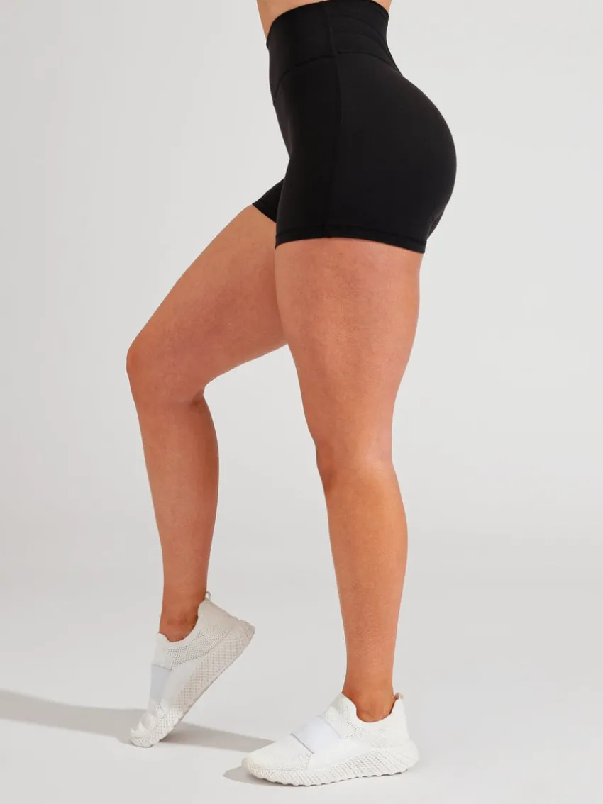 Legacy Short 4"