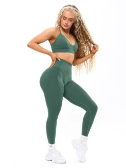 Plunge Seamless Sports Bra