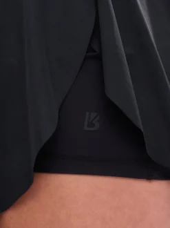 Sway Short